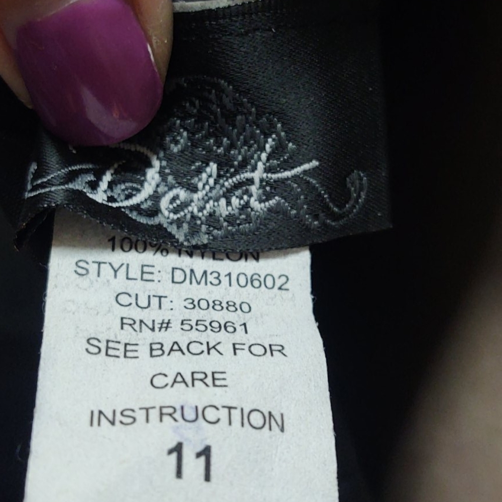 Dress - Picture 7 of 7